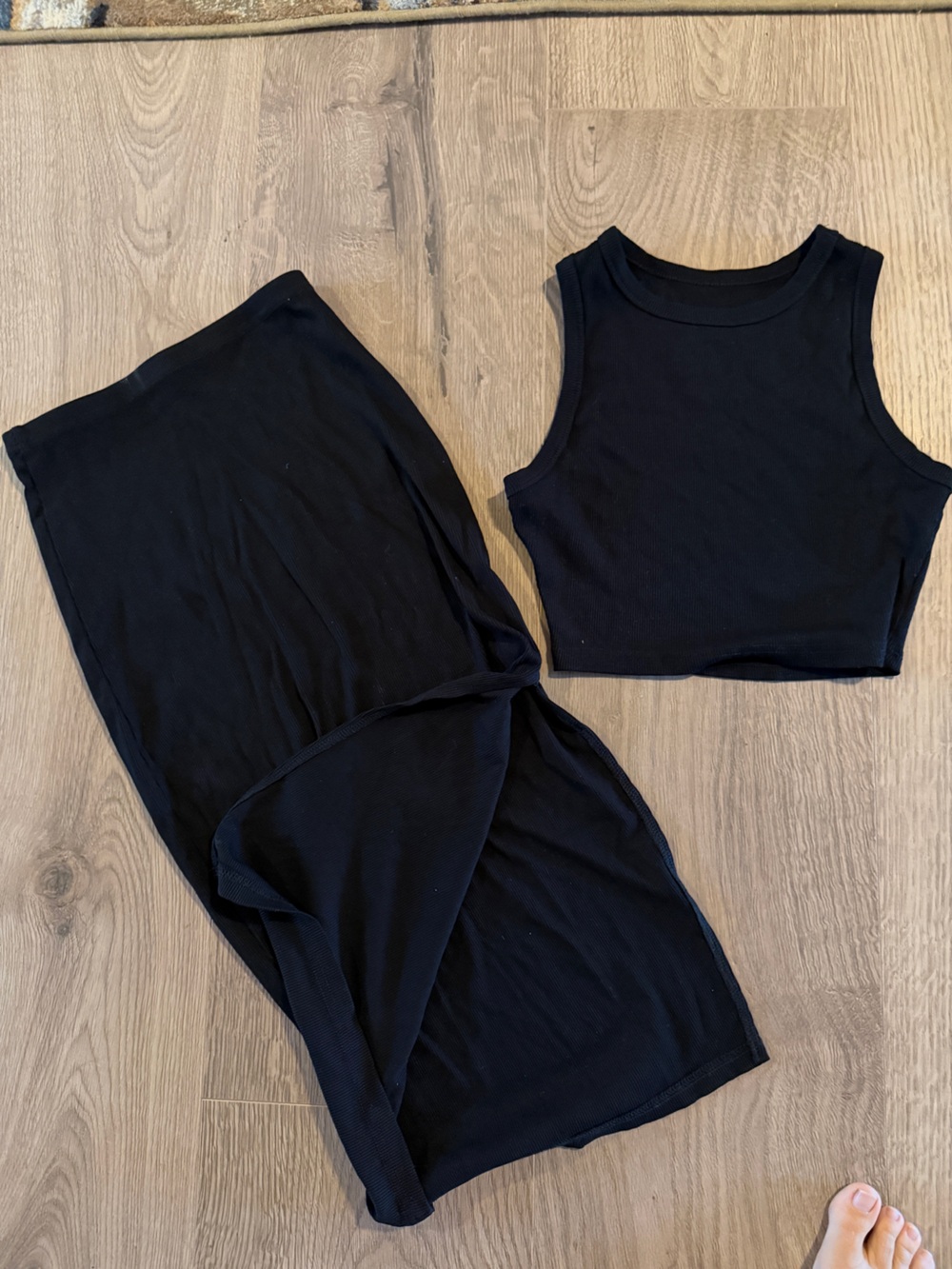 Women's Black Ribbed Tank Top